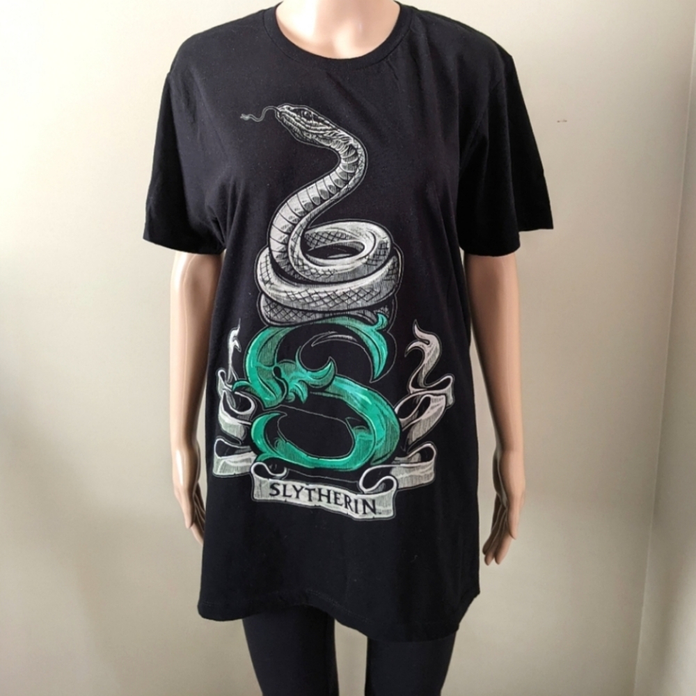 Harry Potter Slytherin black tshirt, men's large